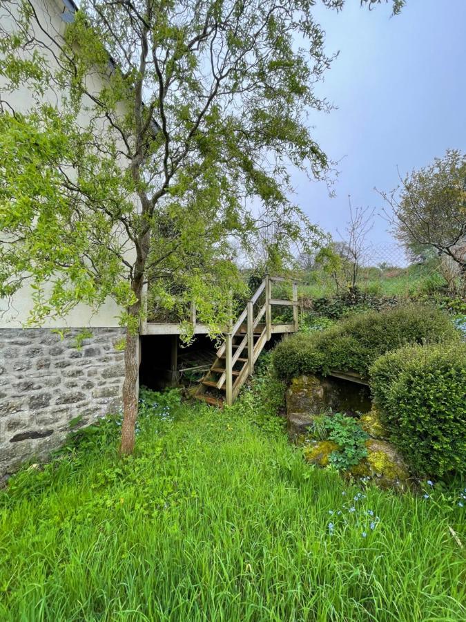 Maison Collinee Rostrenen Εξωτερικό φωτογραφία